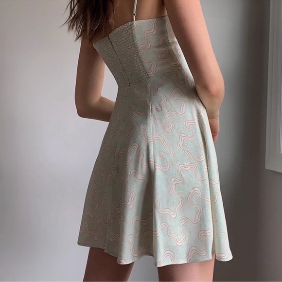 ARITZIA | Sunday Best Flirt Mini Dress in Mint Size 8 - Picture 4 of 10
